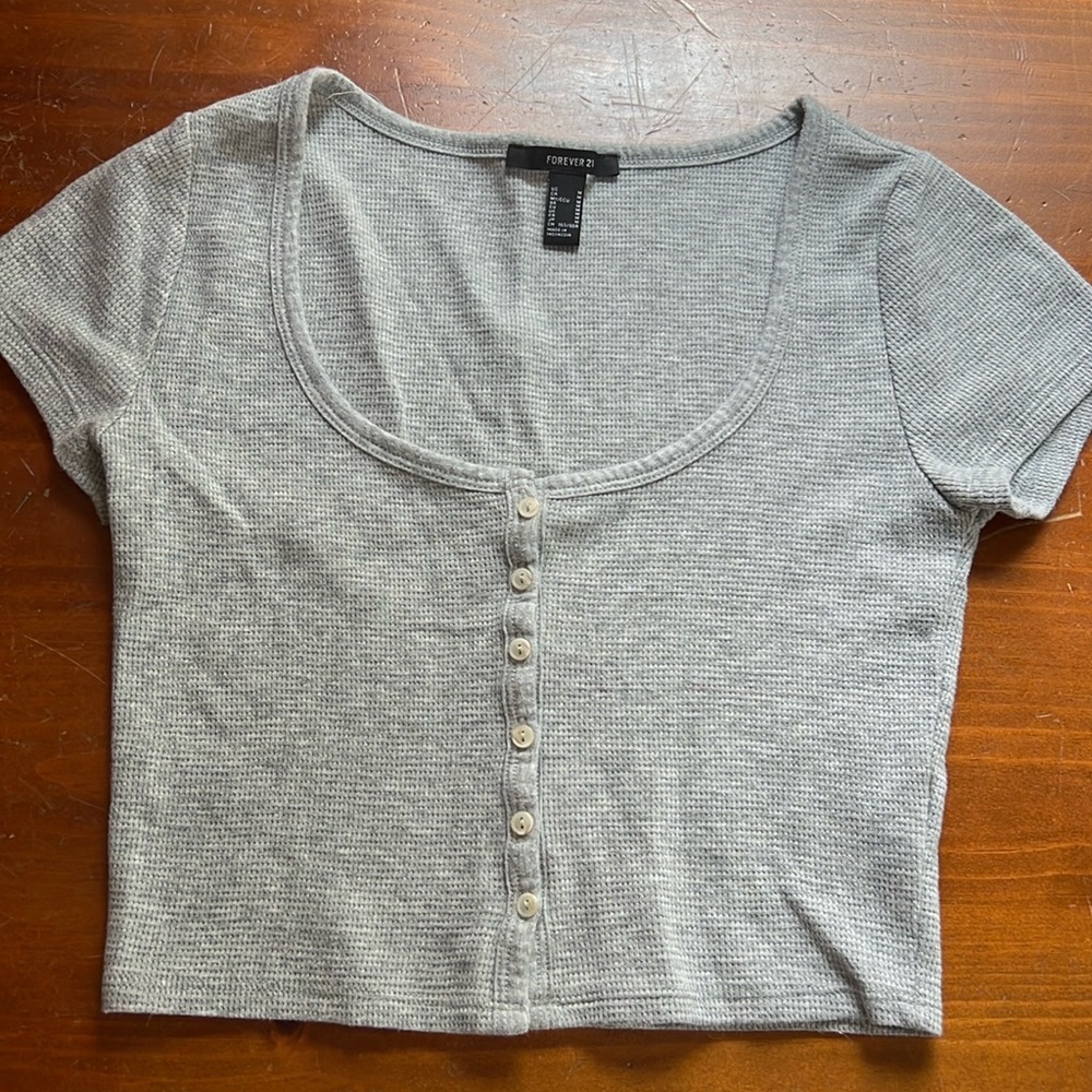Forever 21 Button Down Cropped Short Sleeved Shirt